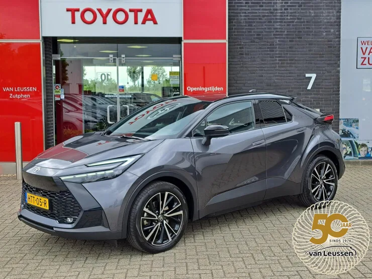 Toyota C hr (2025) — foto 1
