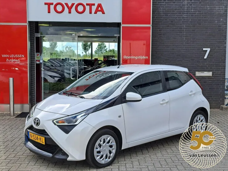 Toyota Aygo (2021) — foto 1