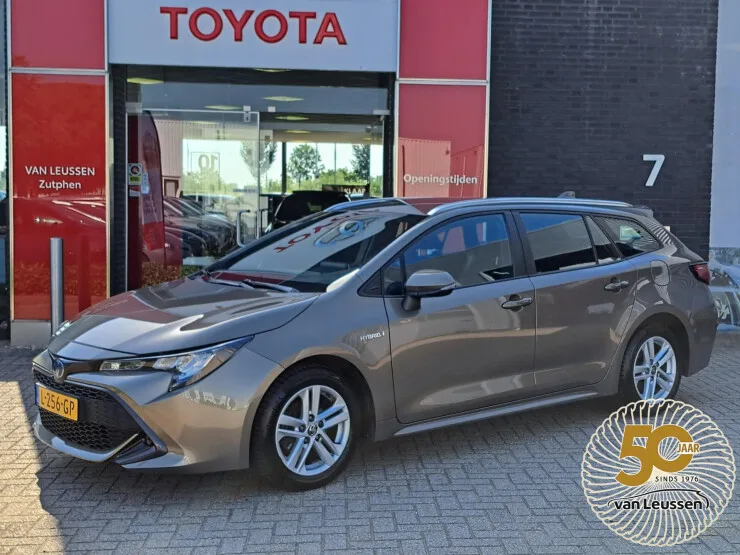 Toyota Corolla (2021) — foto 1