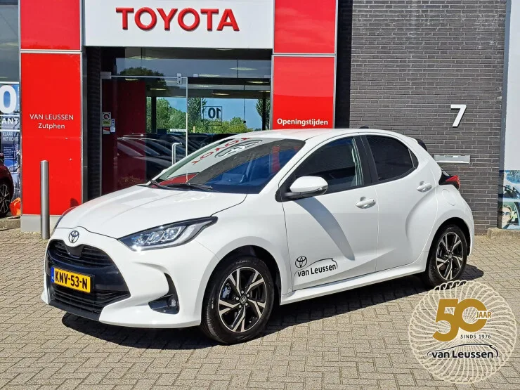 Toyota Yaris (2026) — foto 1