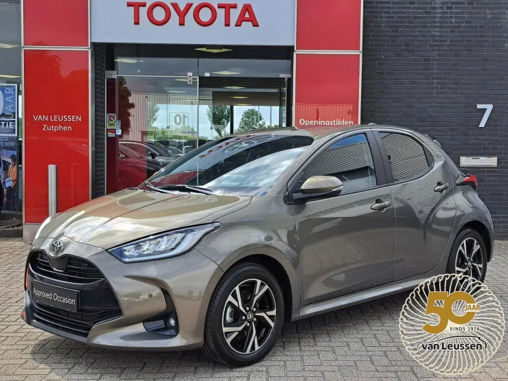 Toyota Yaris (2025) — foto 1