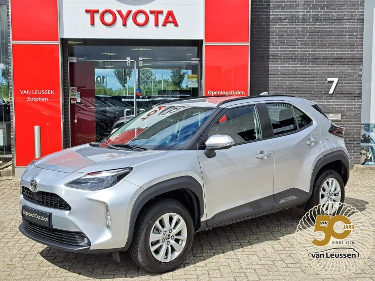 Toyota Yaris Cross (2025) — foto 1