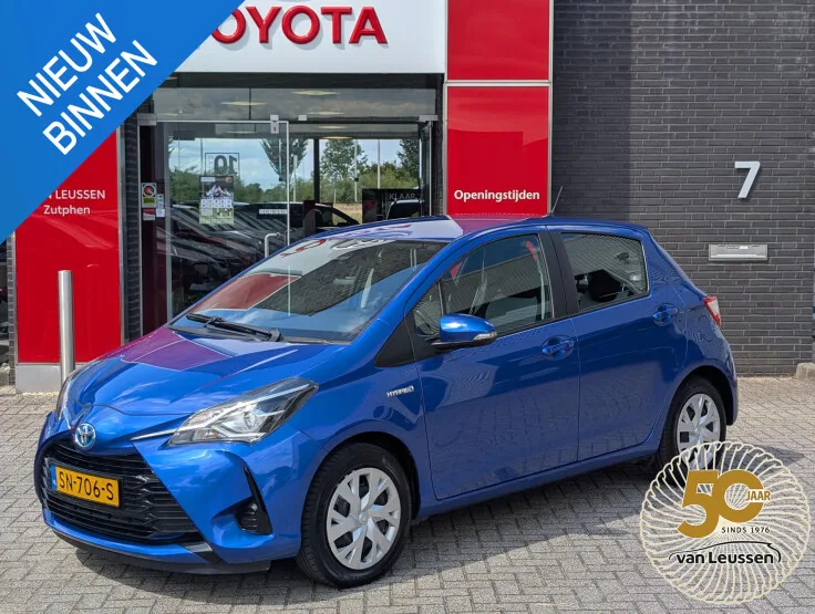 Toyota Yaris (2018) — foto 1