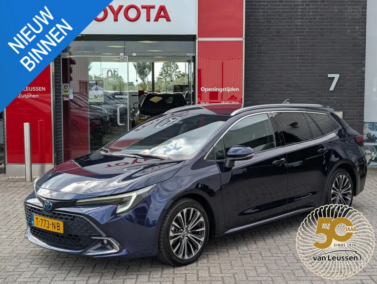 Toyota Corolla (2023) — foto 1