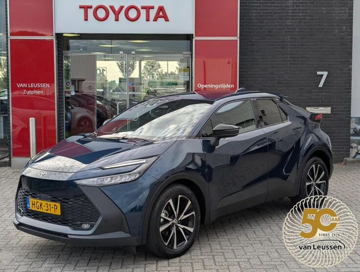 Toyota C-HR (2025) — foto 1