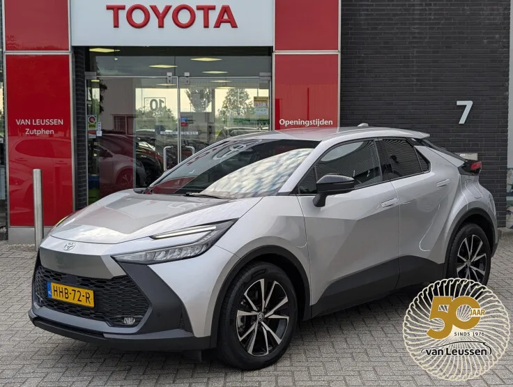 Toyota C-HR (2025) — foto 1