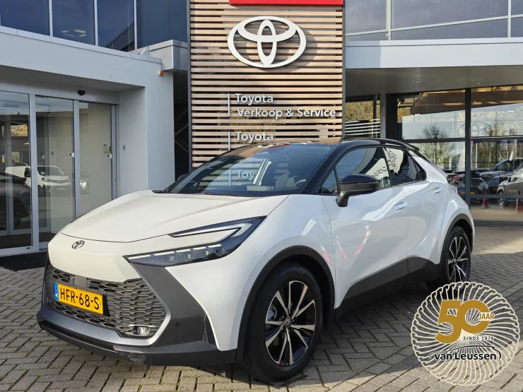 Toyota C hr (2025) — foto 1