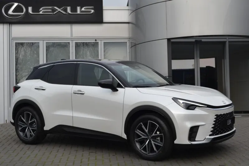 Lexus LBX (2026)