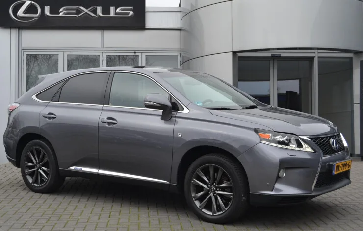 Lexus RX (2015) — foto 1