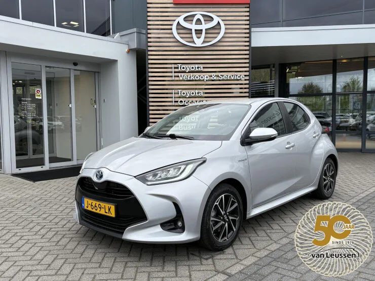 Toyota Yaris (2020) — foto 1
