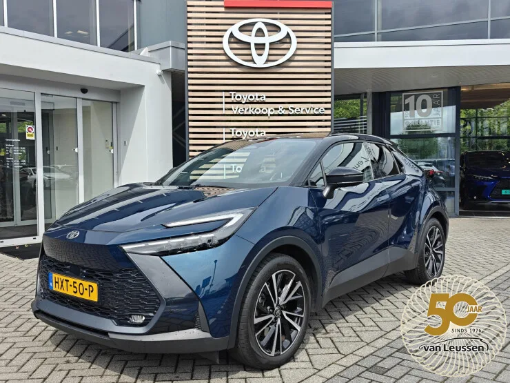 Toyota C hr (2025) — foto 1
