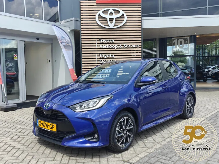 Toyota Yaris (2023) — foto 1