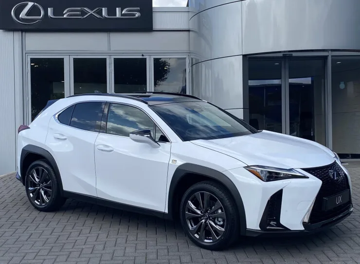 Lexus UX (2026) — foto 1