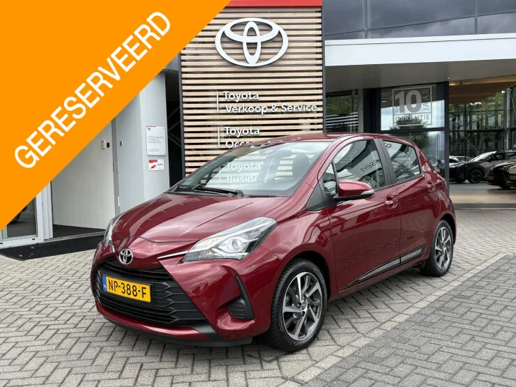 Toyota Yaris (2017) — foto 1