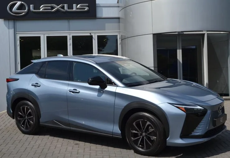Lexus RZ (2026) — foto 1