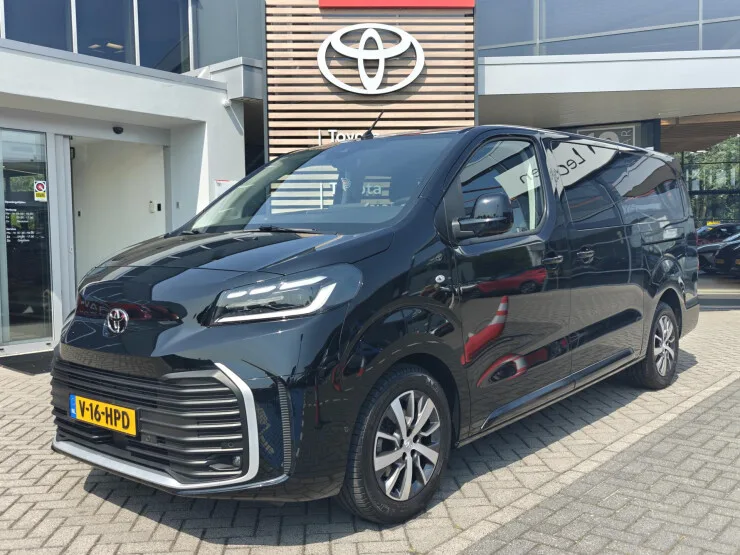 Toyota Proace (2024) — foto 1