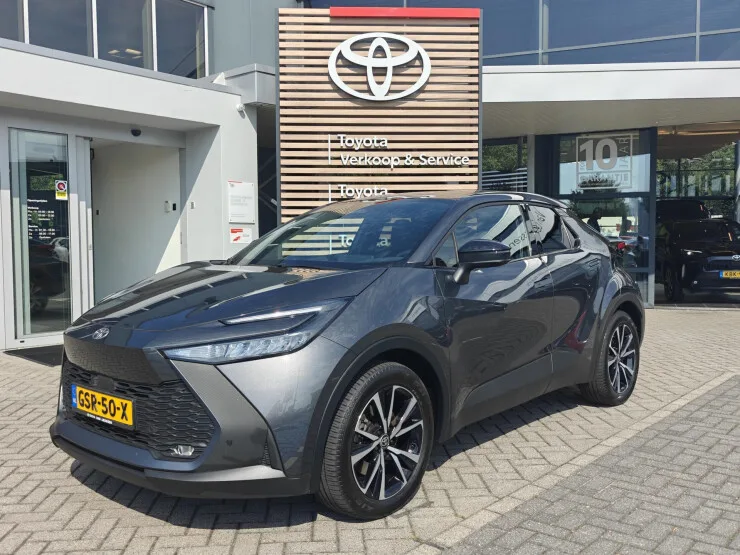 Toyota C hr (2024) — foto 1