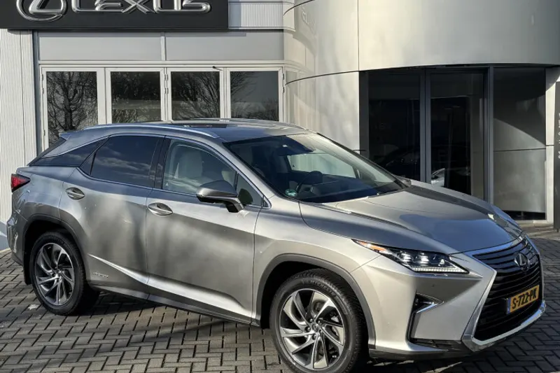 Lexus RX (2018)