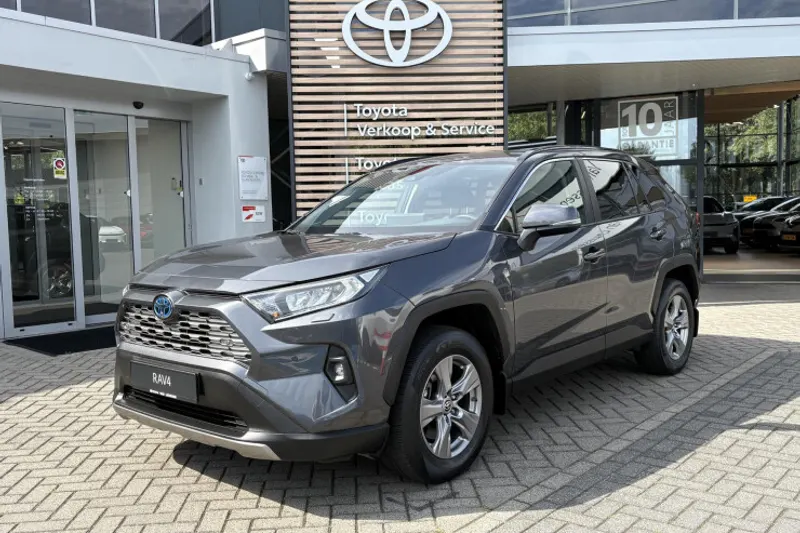 Toyota RAV4 (2024)