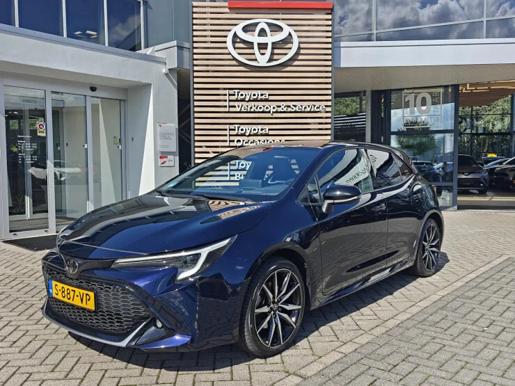 Toyota Corolla (2023) — foto 1