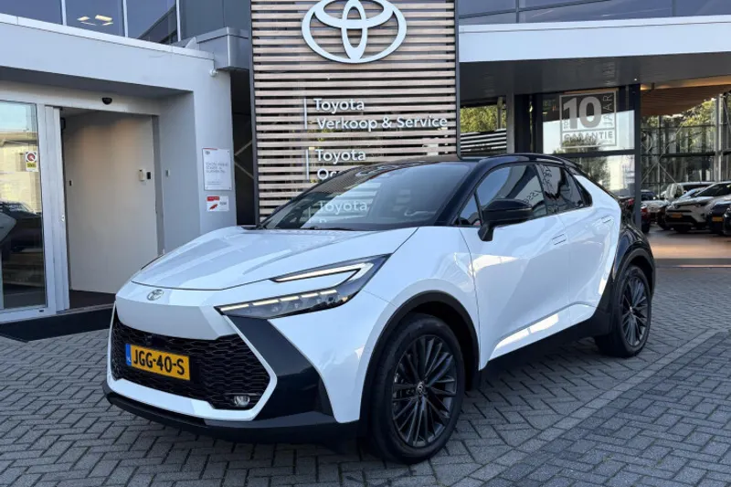 Toyota C-HR (2025)