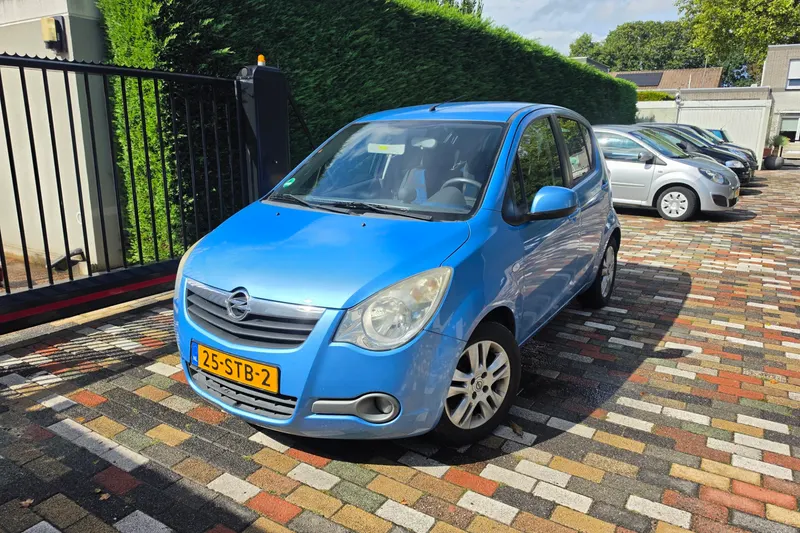 Opel Agila (2011)