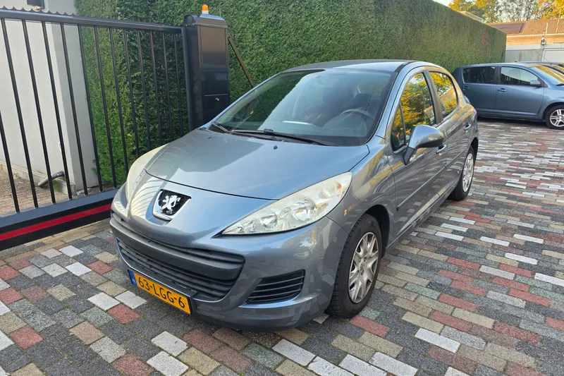 Peugeot 207 (2010)