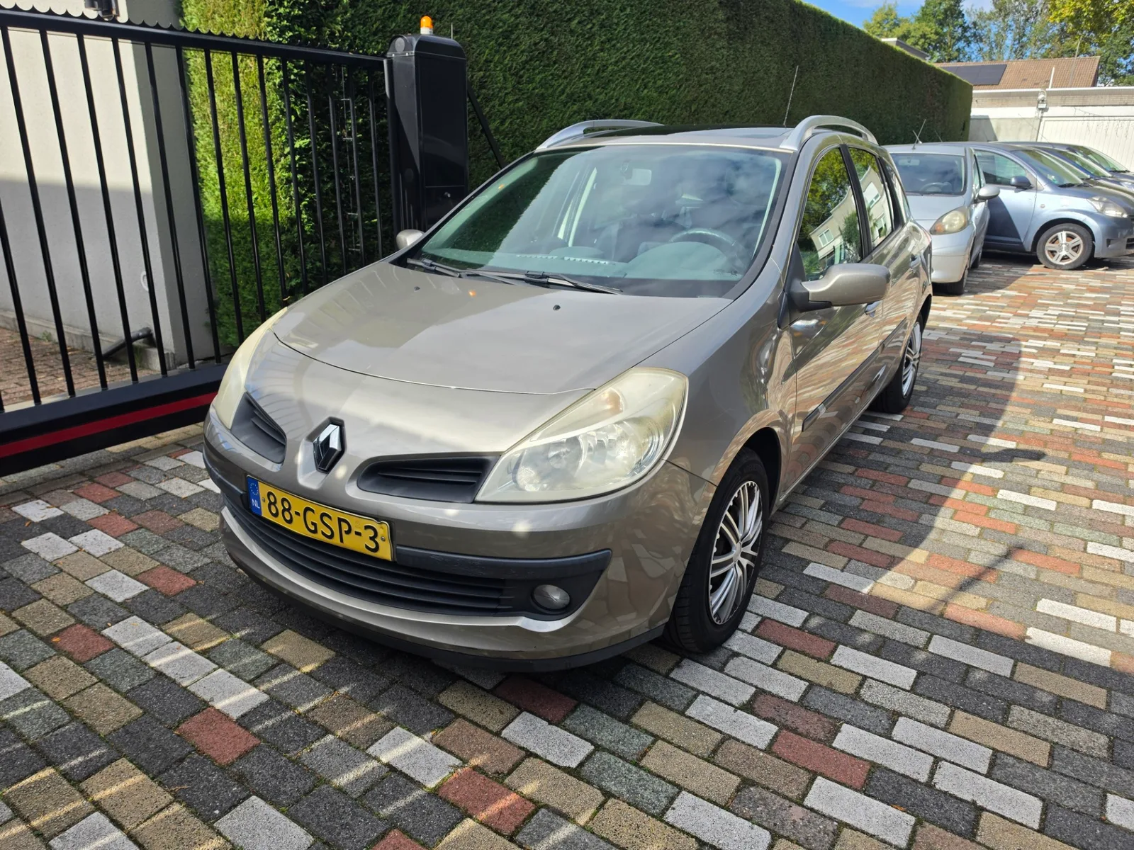 Renault Clio (2008) — foto 1