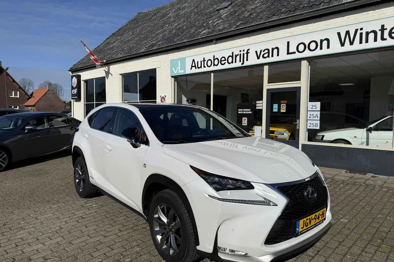 Lexus NX (2014)