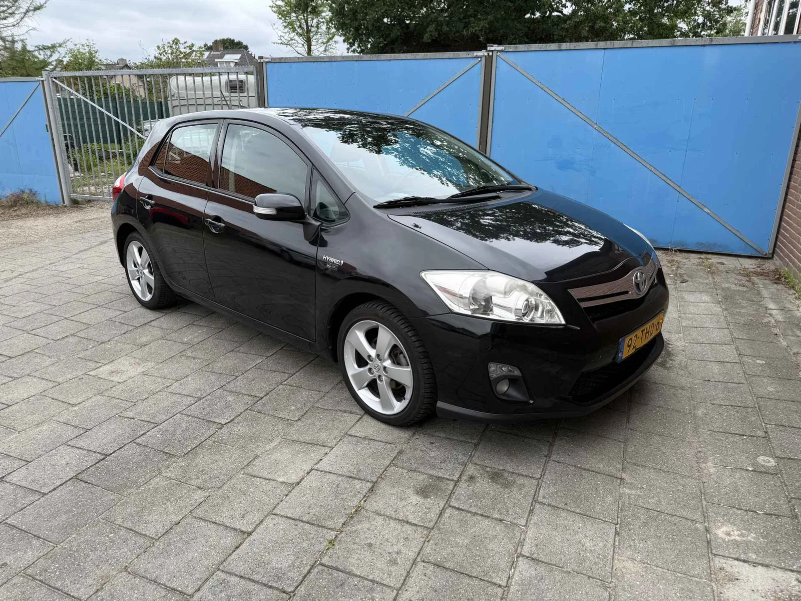 Toyota Auris (2012) — foto 1