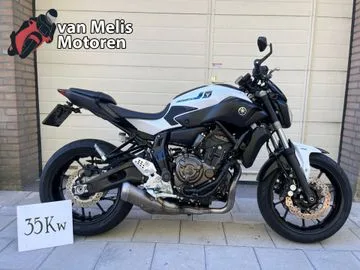 Yamaha MT-07 (2017) — foto 1