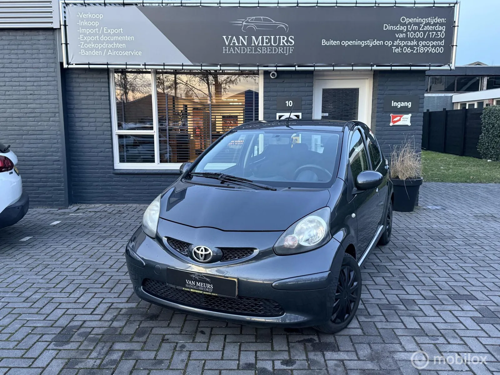 Toyota Aygo (2006) — foto 1