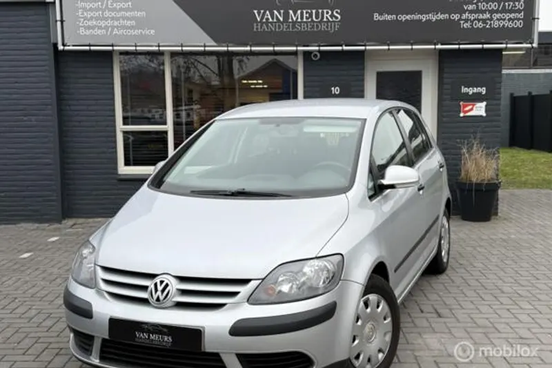 Volkswagen Golf (2005)