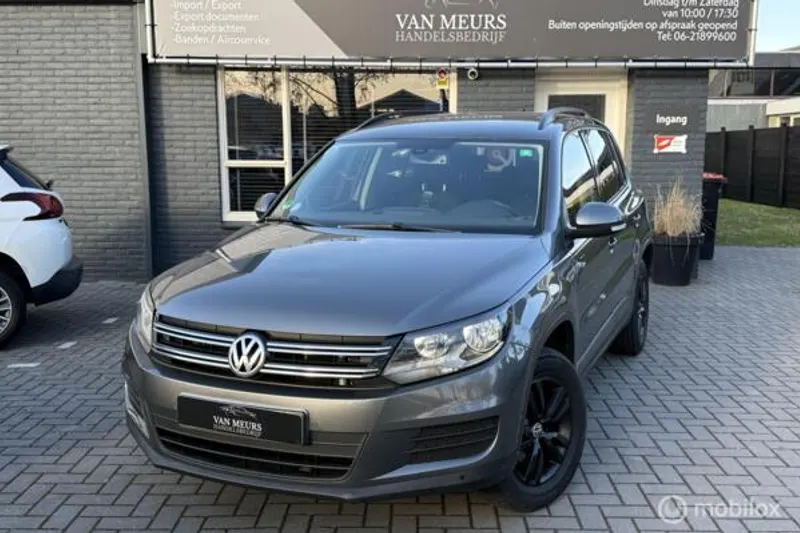Volkswagen Tiguan (2012)