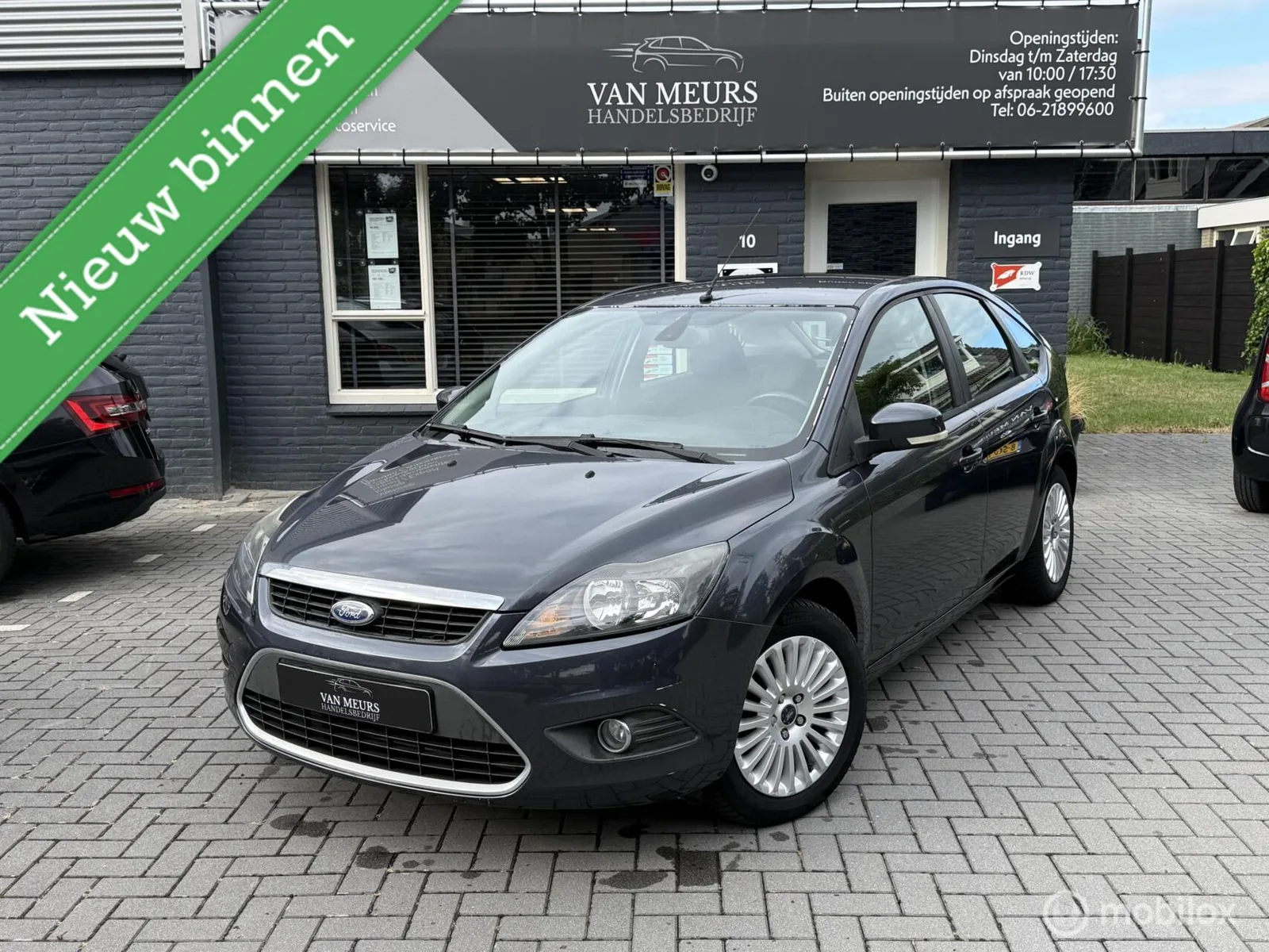 Ford Focus (2010) — foto 1