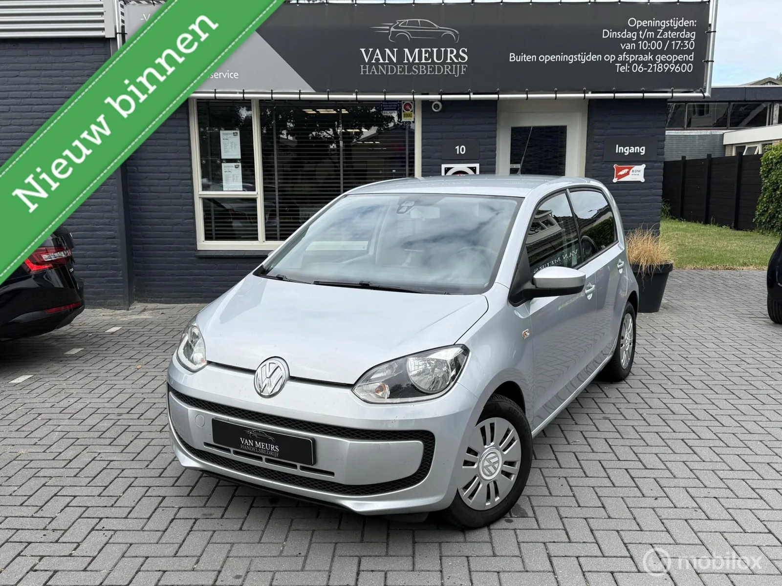 Volkswagen Up! (2013) — foto 1