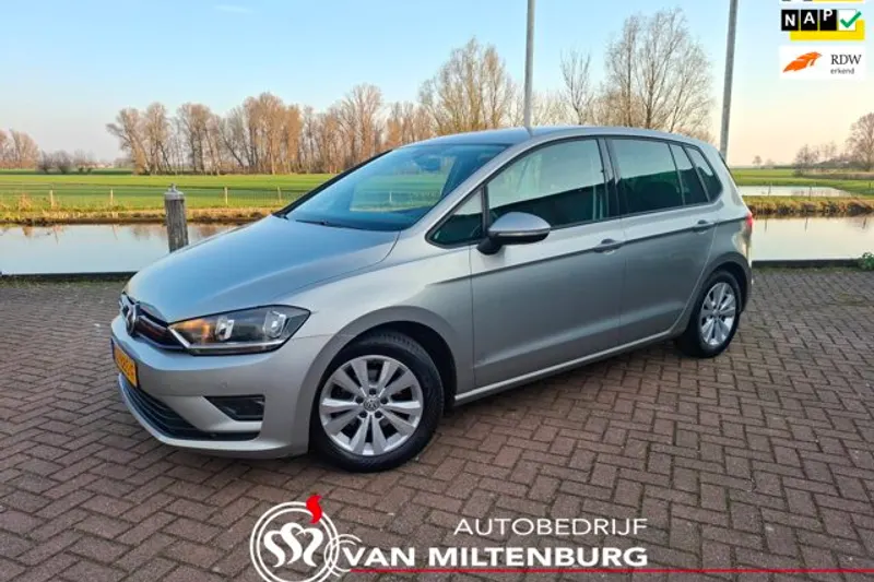 Volkswagen Golf Sportsvan (2015)
