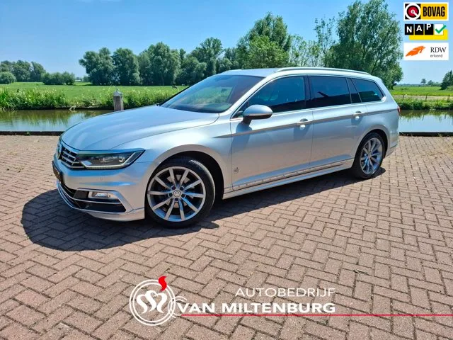 Volkswagen Passat (2019) — foto 1