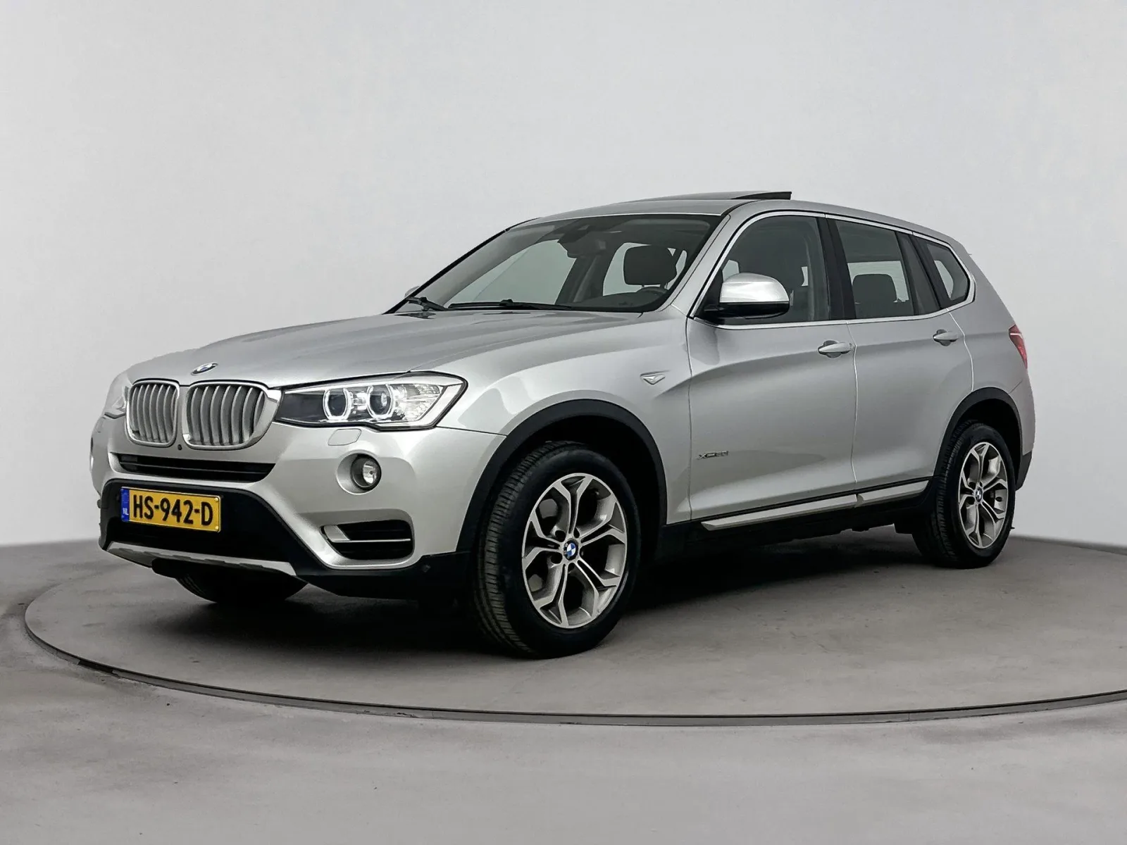 BMW X3 (2015) — foto 1