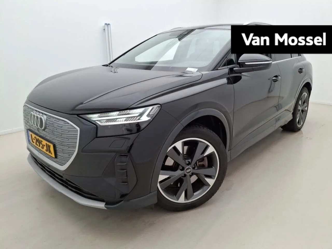 Audi Q4 e-tron (2021) — foto 1
