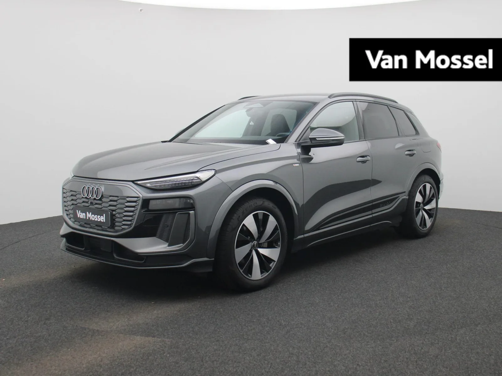 Audi Q6 e-tron (2024) — foto 1