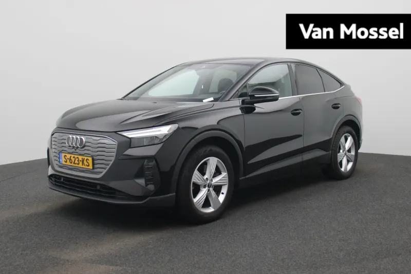 Audi Q4 (2023)