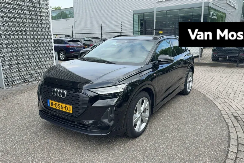 Audi Q4 e-tron (2021)