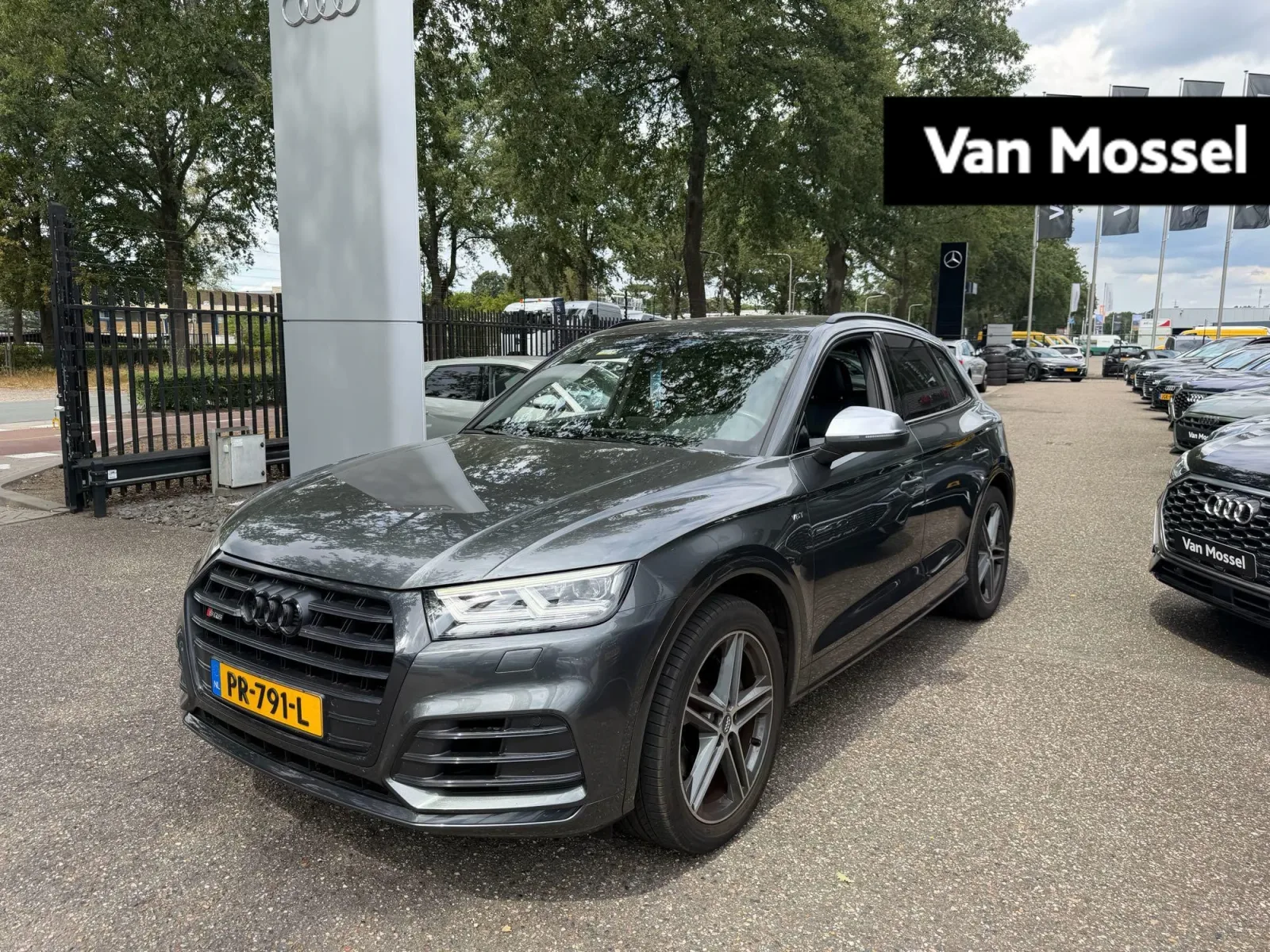 Audi SQ5 (2017) — foto 1