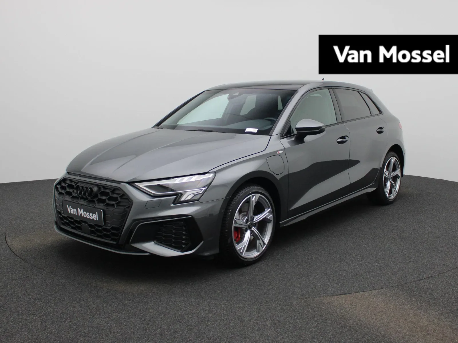 Audi A3 (2024) — foto 1