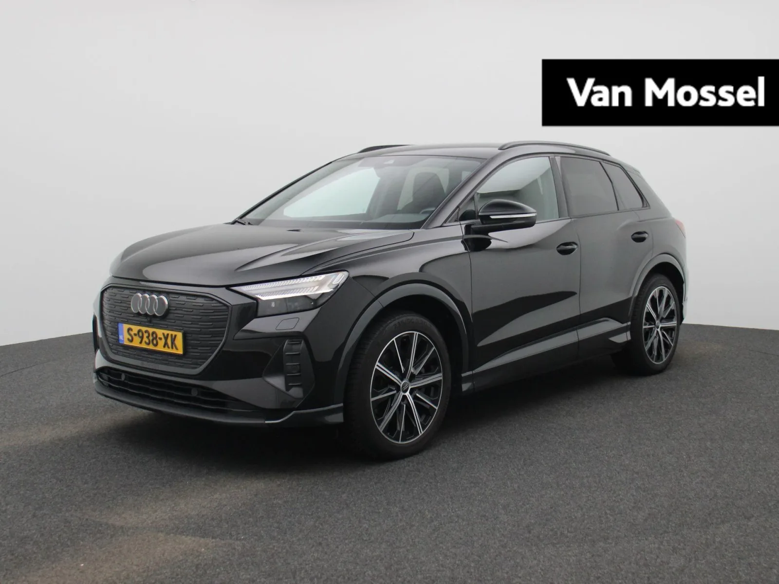Audi Q4 e-tron (2023) — foto 1