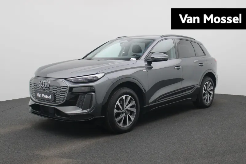 Audi Q6 e-tron (2025)