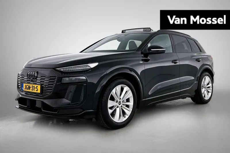 Audi Q6 e-tron (2025)