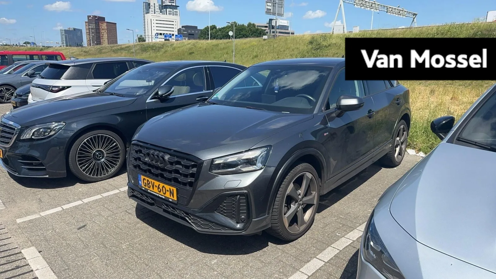 Audi Q2 (2021) — foto 1