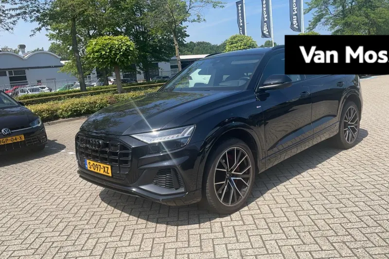 Audi Q8 (2021)